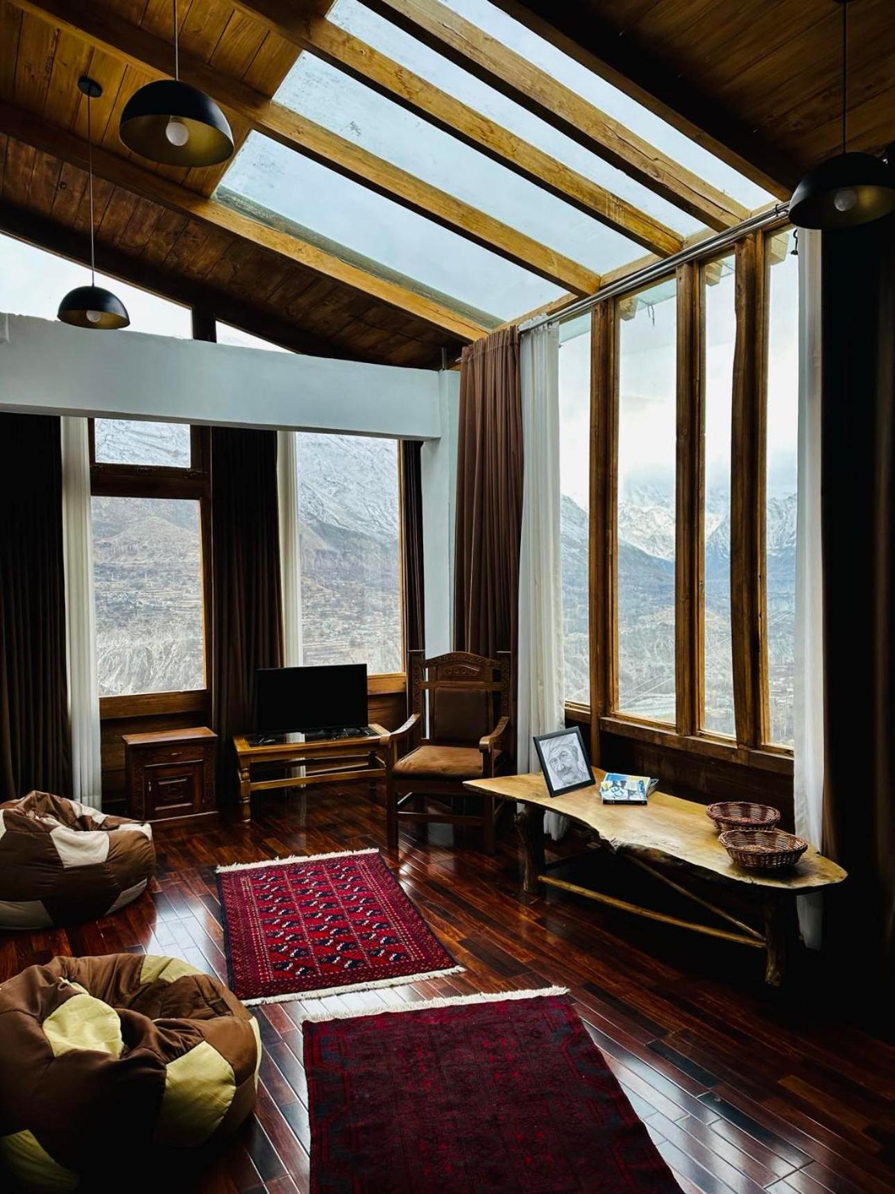 Karimabad  Old Hunza Inn מראה חיצוני תמונה